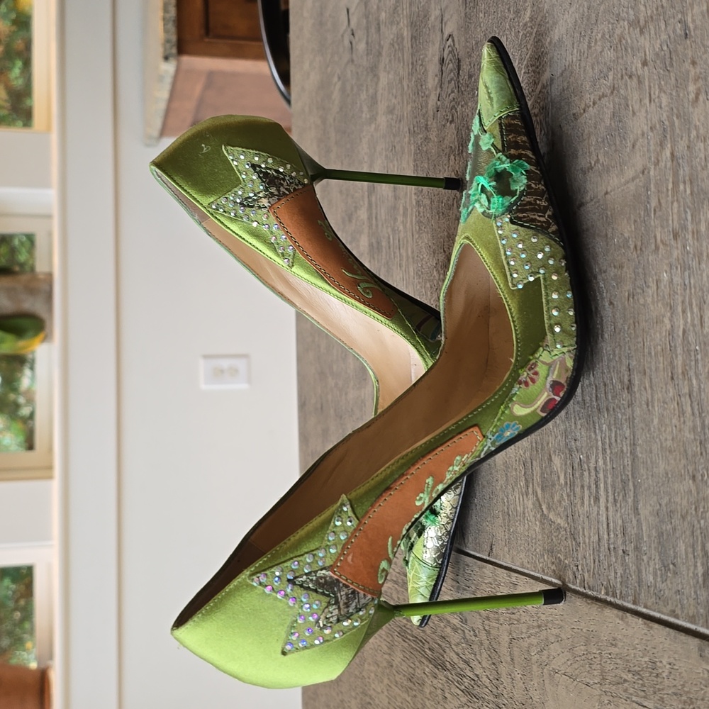 Vivien Lee Women’s Stunning Green Fabric Designer Heels Stilettos Size 38 1/2